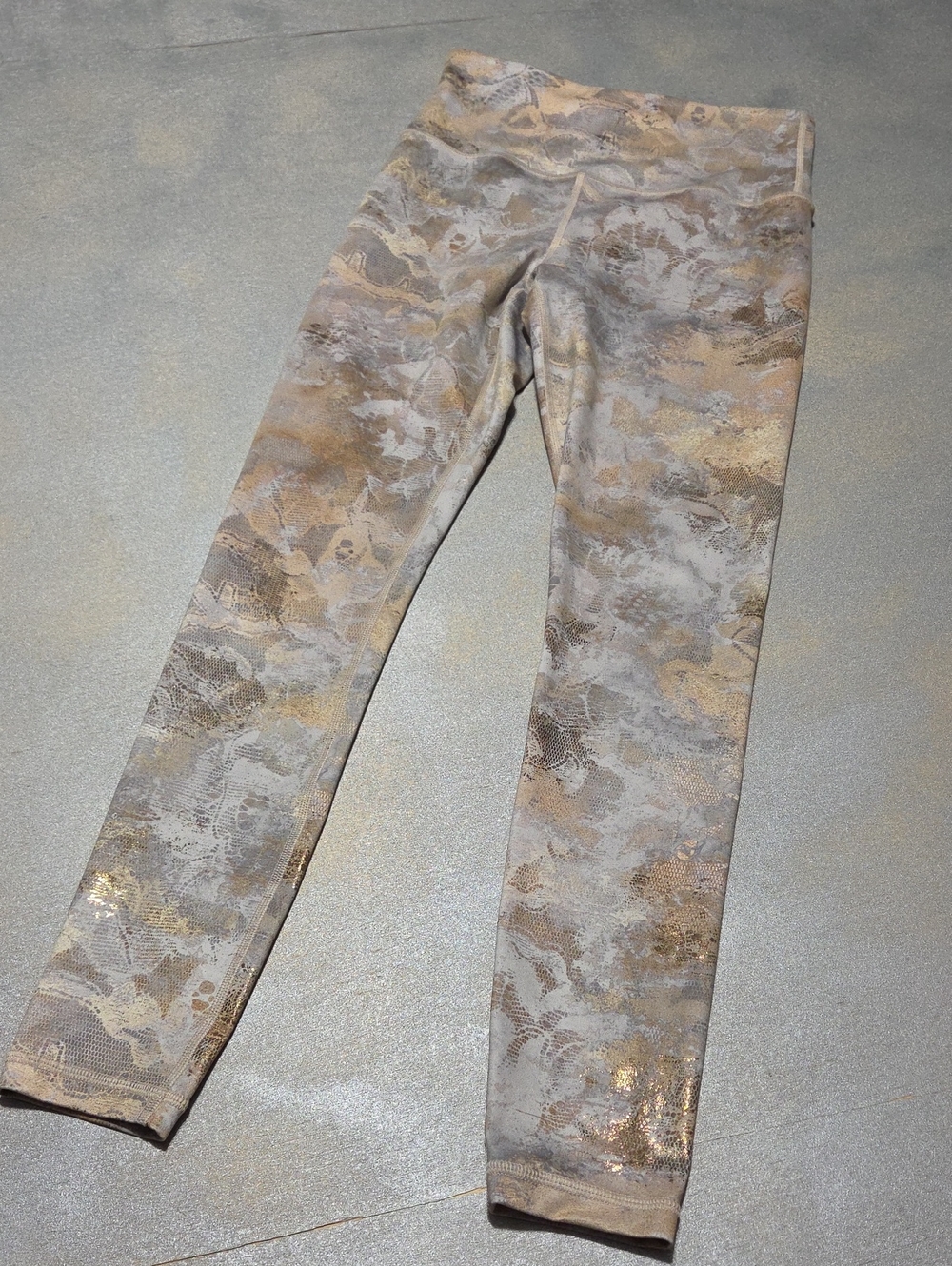 Athleta Metallic Neutral Camo Leggings Nwots..
